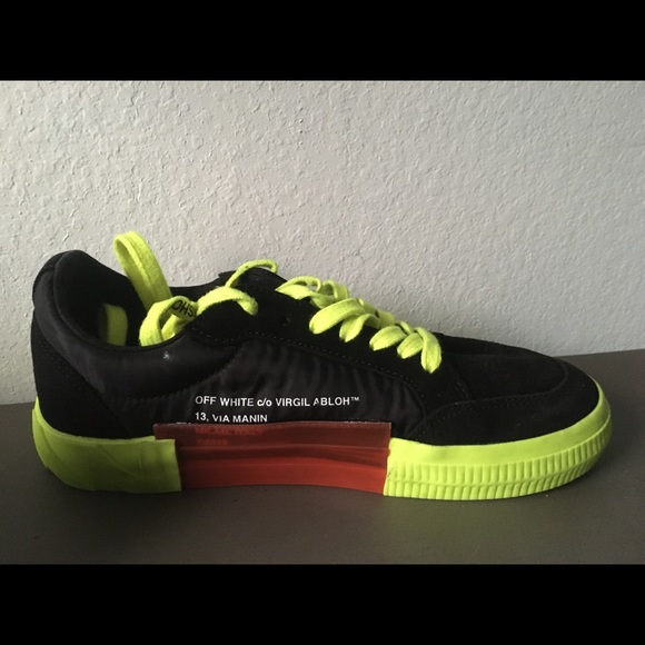 Off white mens Arrow Low top Fluo sneakers - Picture 5 of 6